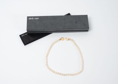 DIHN VAN 
Necklace with alternating oval...