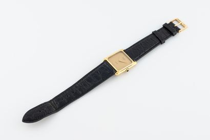 QUILBE Paris
Men's wristwatch. 
Square-shaped...