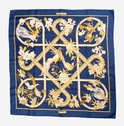 HERMES
Carré en twill de soie imprimé 'Caraïbes'.
Modèle...