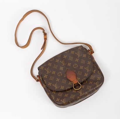 Louis VUITTON 
Petit sac besace en toile...