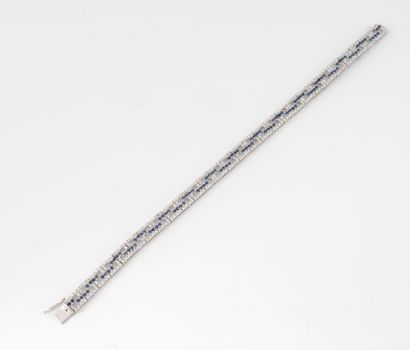 Articulated bracelet in white gold (750)...
