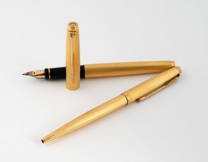 WATERMAN et PARKER
- Set of two fountain...