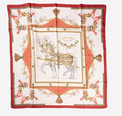 HERMES, Paris
Trois carrés en twill de soie...