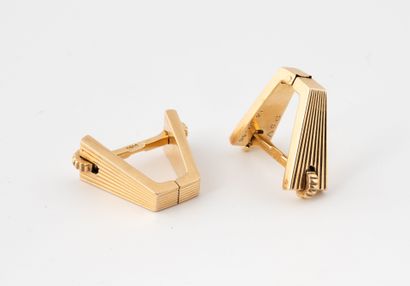 Pair of yellow gold (750) cufflinks in the...