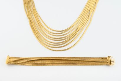 Half-set consisting of a bracelet and a necklace...