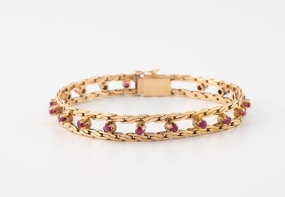 Yellow gold (750) bracelet with two rows...