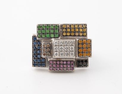 Architectural ring in white gold (750) set...