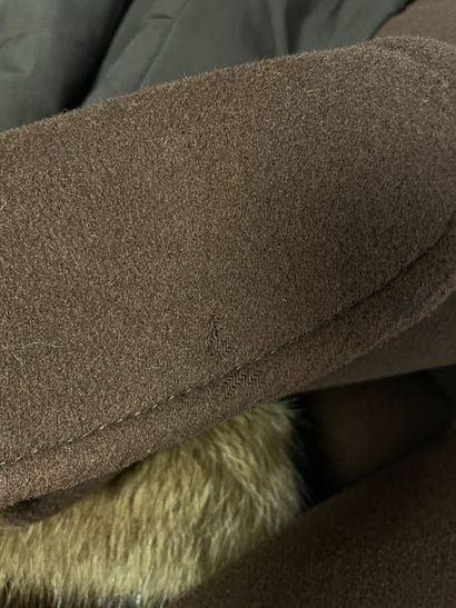 Christian DIOR, Automne Hiver 1973
Manteau...