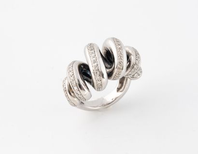 Amusing white gold (750) ring set with a...