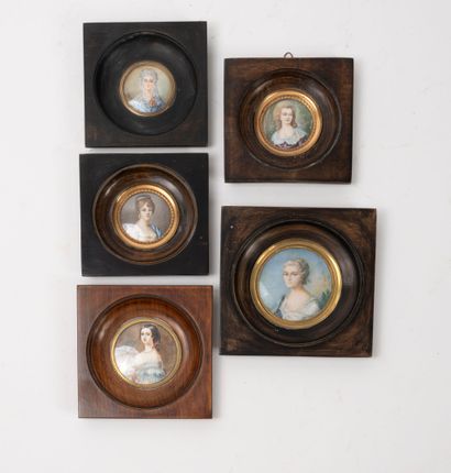 Lot of 5 round gouache miniatures, square...