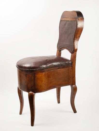 Walnut bidet chair with violoné back opening...