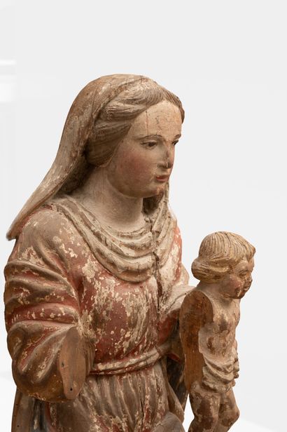 Vierge à l'Enfant. 
Sculpture en bois, avec...