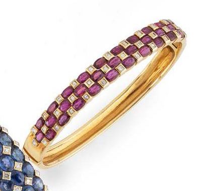 Bracelet jonc ouvrant en or jaune (750),...