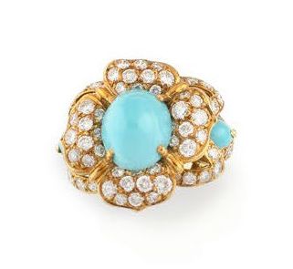 Yellow gold (750) ring with a flower motif...