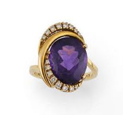 Yellow gold (750) ring set with a faceted...
