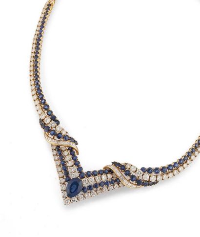 ¹ Elegant necklace in yellow gold (750) featuring...
