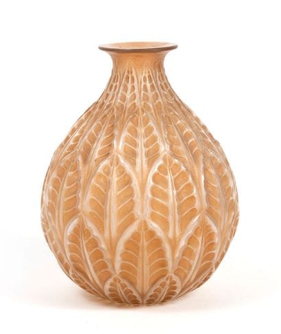 René LALIQUE (1860-1945)
Vase «Malesherbes»,...