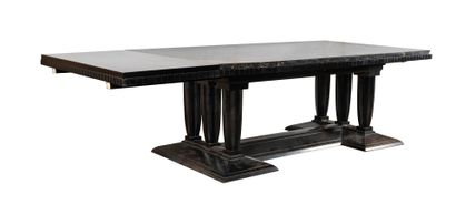 LEVEILLEY Frères
Mobilier de salle à manger,...
