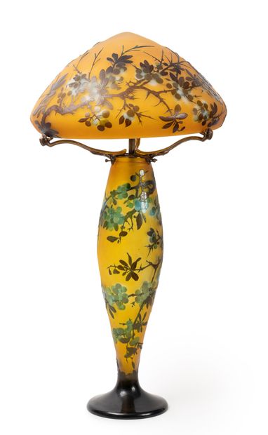 Etablissement GALLE
Grande lampe de table...