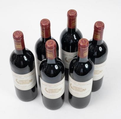 CHÂTEAU MARGAUX
6 bottles, 1986.
GCC1 Margaux.
Neck...