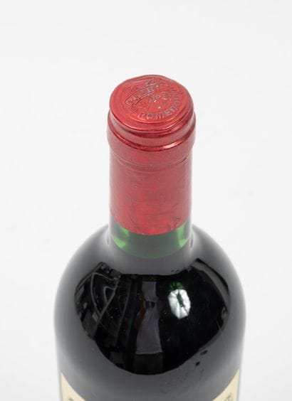PETRUS
1 bottle, 1982.
Pomerol.
Neck level.
Minor...
