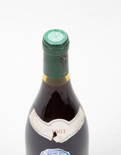 BONNES MARES
1 bottle, 1981.
Domaine Clair-Daü.
Level...
