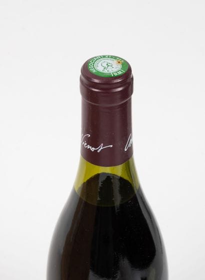 COTE DE NUITS-VILLAGES
6 bottles, 1990.
Charles...