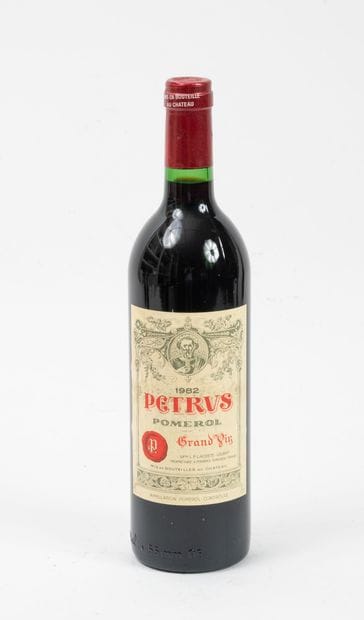 PETRUS
1 bottle, 1982.
Pomerol.
Neck level.
Minor...