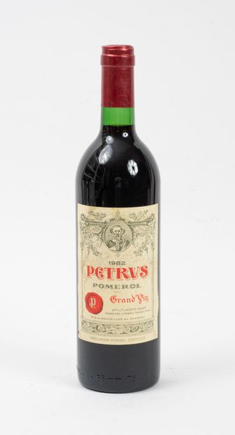 PETRUS
1 bottle, 1982.
Pomerol.
Neck level.
Minor...