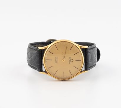 OMEGA, De Ville
Men's wristwatch in yellow...