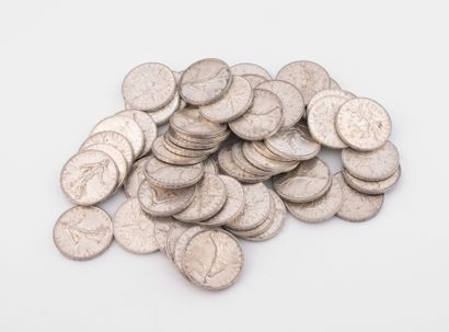 FRANCE
Lot de 58 pièces de 5 francs en argent...