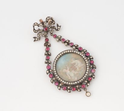 Articulated silver pendant (min. 800) composed...