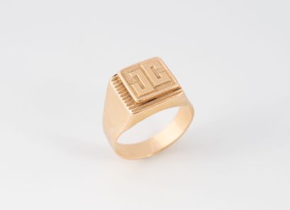 Chevalière in yellow gold (750), engraved...