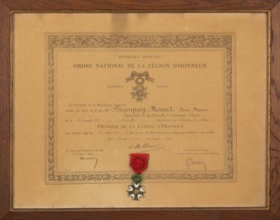 SOUVENIRS MILITAIRES et divers
- Order of...