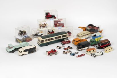CORGI, DINKY TOYS, DINKY SUPEETOYS, J.R.D.,...