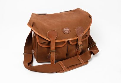 HERITAGE England
Camel canvas photo bag with...