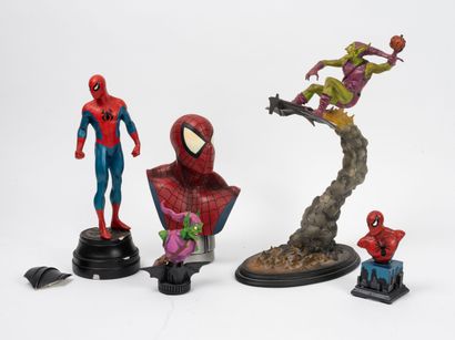MARVEL
Set of six figurines from the Spiderman...