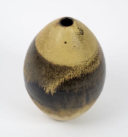 Daniel DE MONTMOLLIN (1921)
Vase.
Enameled...