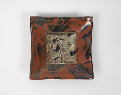 Dish and pitcher.
Enameled stoneware.
Signed...