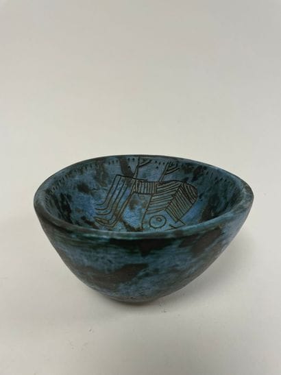 Jacques BLIN (1920-1995)
Bowl.
Blue glazed...