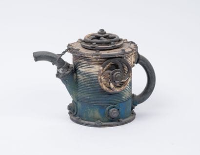 Jean FONTAINE (1952)
Teapot.
Enameled stoneware.
H....