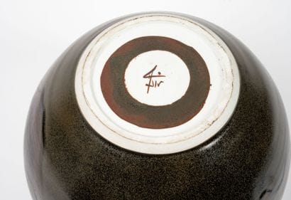 Charles HAIR (1955)
Vase.
Enameled porcelain.
Signed...