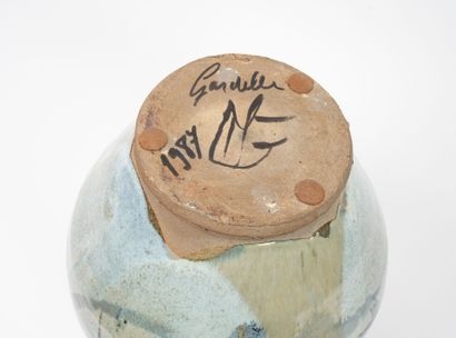 Michel GARDELLE (1949)
Large vase, 1987.
Enameled...