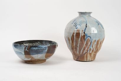 Vase and bowl.
Enameled stoneware.
Signed...