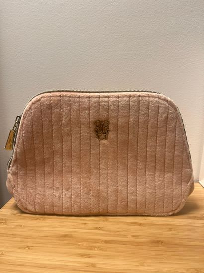 Trousse de maquillage Guerlain
Trousse à...