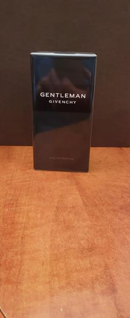 Parfum Givenchy Gentleman (60 ml )
Givenchy...