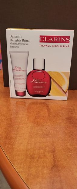 Coffret Clarins : eau dynamisante et crème...