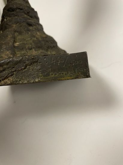CÉSAR (1921-1998
Coeur éclaté, 1986.
Bronze...