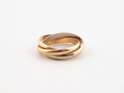 Three-ring wedding band in three-tone (750)...