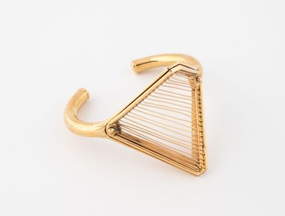ARTHUS BERTRAND
Étonnant bracelet jonc ouvert...
